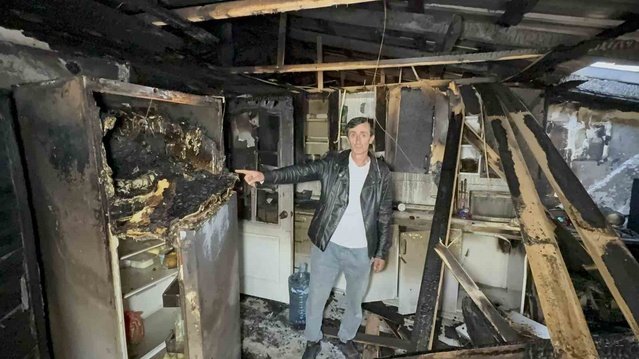 Samsun'da elektrik panosundan çıkan yangında kiracı ailenin tüm eşyaları yandı