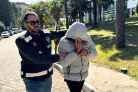 Samsun'da eşini kıskançlık iddiasıyla bıçakla yaralayan Ali Ç. adliyeye sevk edildi