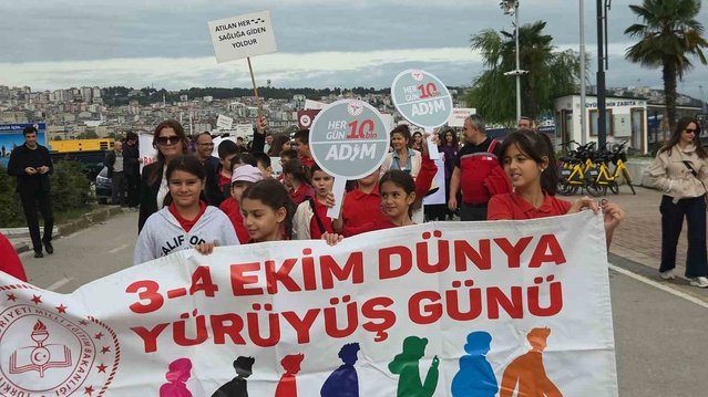 Samsun'da öğrenciler Tütün İskelesi'nden Sevgi Kafe'ye obeziteye dikkat çekti