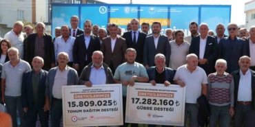 Samsun'da tarımsal destekle 3 ilçede bin 757 üreticiye tohum ve gübre veriliyor