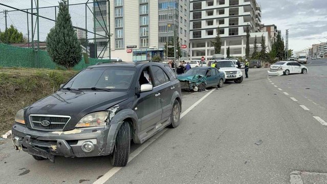 Samsun’da zincirleme kaza: 2 yaralı